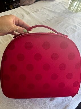 Estée Lauder Red Polka Dot Top-Handle toiletry bag!!
